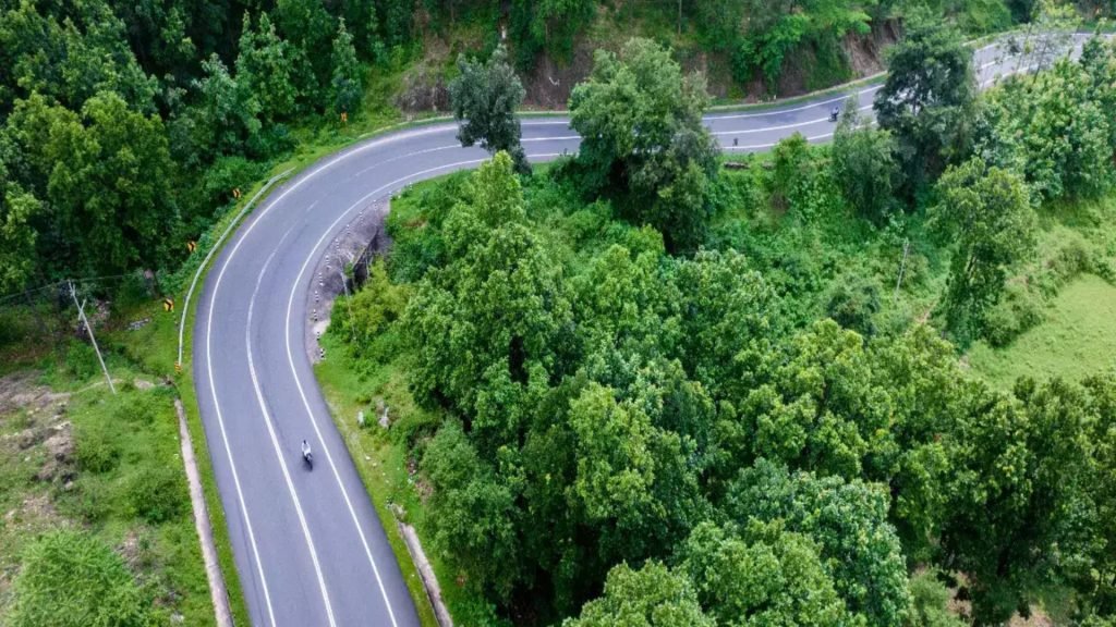 Top 10 Haunted Roads In India, Easyhindiblogs
